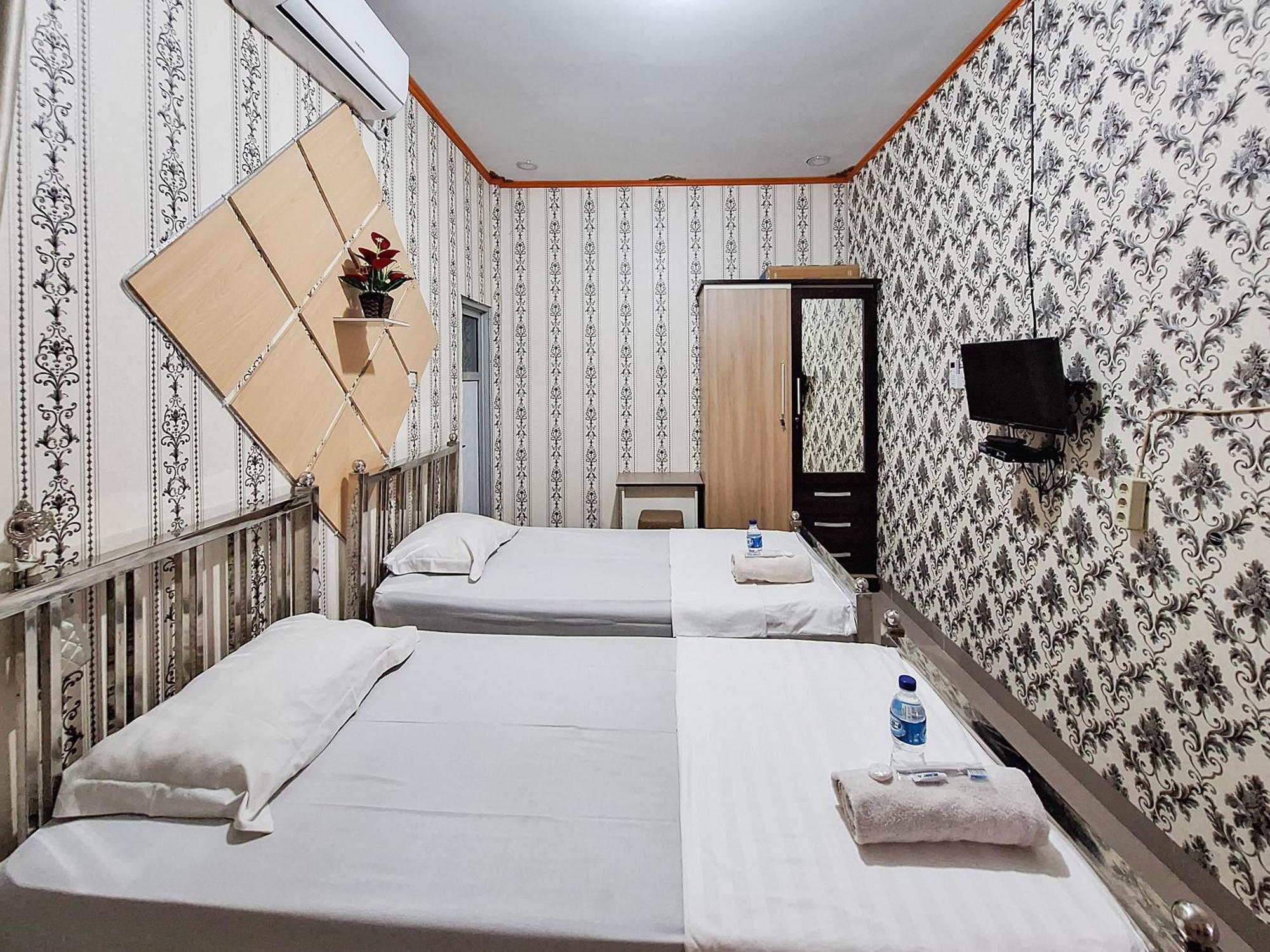 Homestay Sakinah Syariah Mitra Reddoorz บูกิตติงกี ภายนอก รูปภาพ
