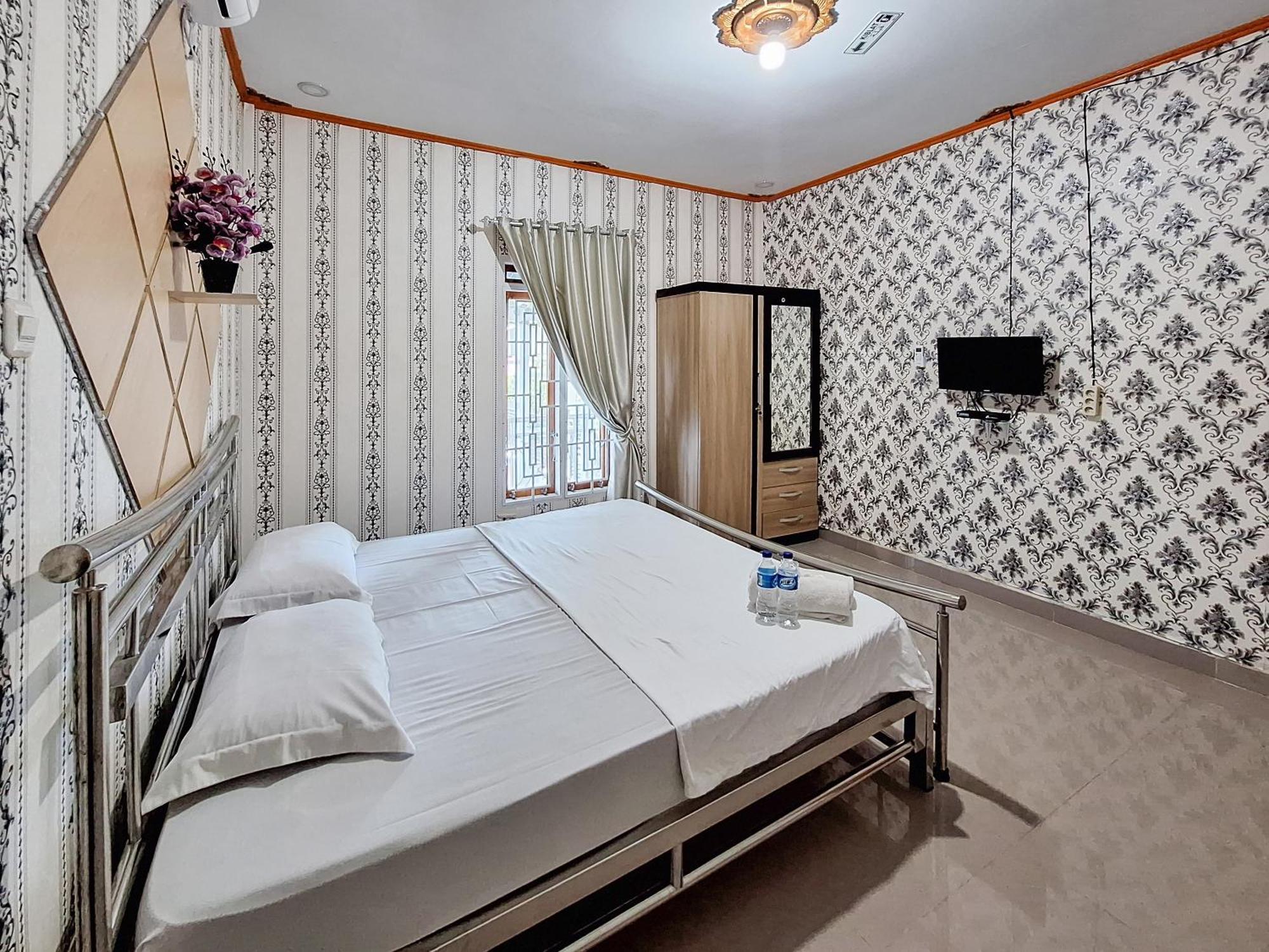 Homestay Sakinah Syariah Mitra Reddoorz บูกิตติงกี ภายนอก รูปภาพ